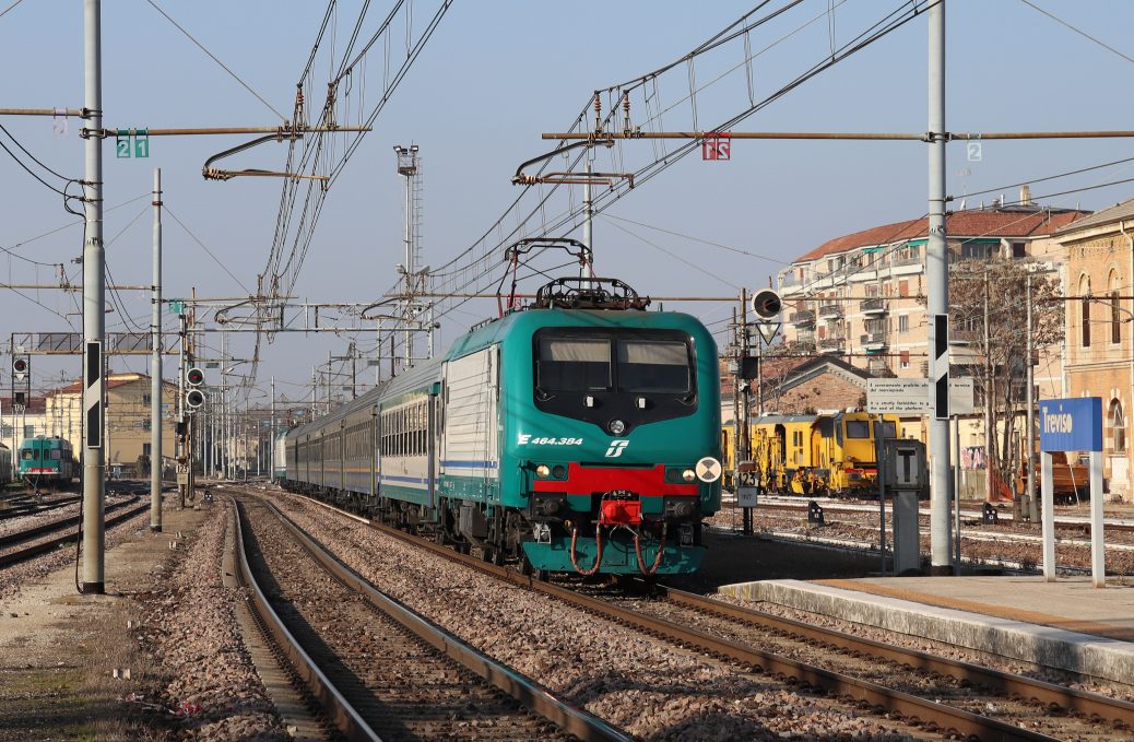 E 464 384 Stazione Di Treviso Centrale TV 30 Gennaio 2022 Di