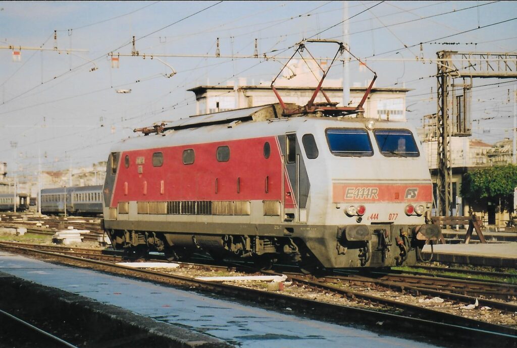 E Milano Centrale Novembre Di Massimo Tieso Il