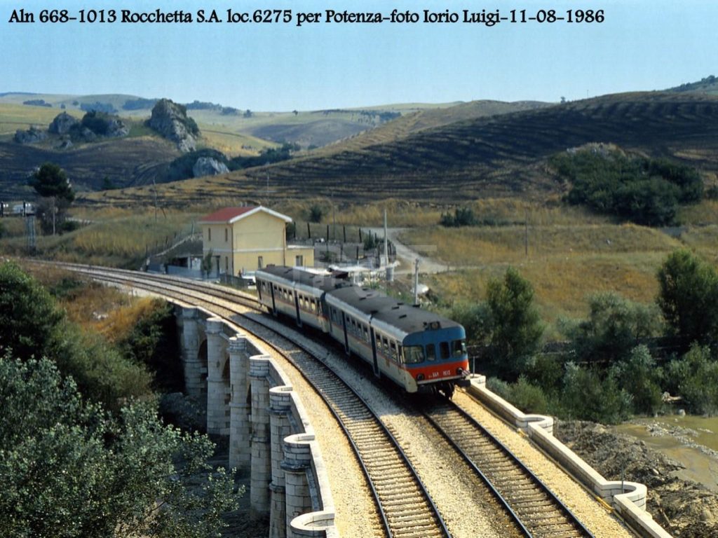 ALn 668 1013 Rocchetta SantAntonio FG 11 Agosto 1986 Il Portale Dei Treni