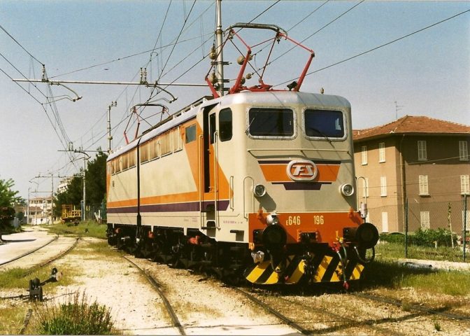 e 646 196 – Foligno – 30 Aprile 1999 – il Portale dei Treni